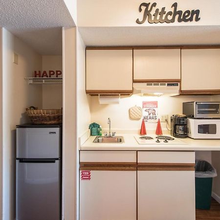 Downtown Gatlinburg Condo Экстерьер фото
